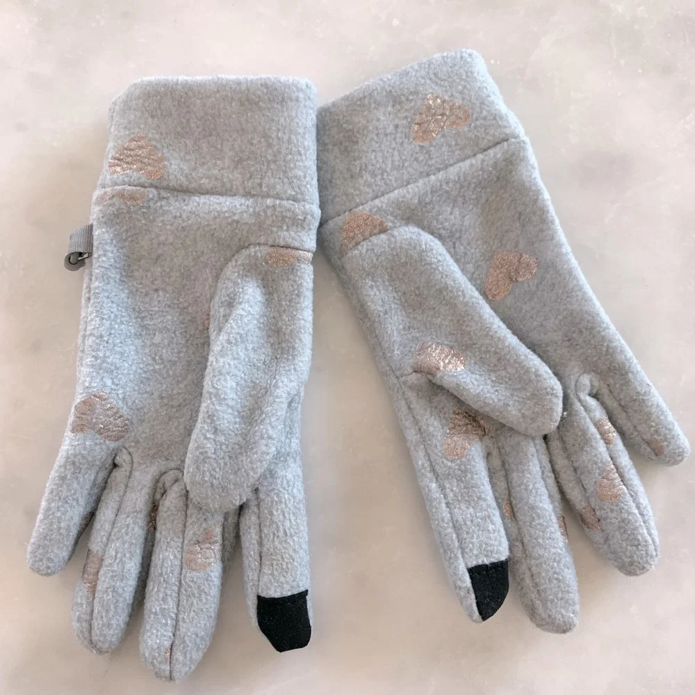 GAP Kids Smartohone Gloves with hearts. Gray. S